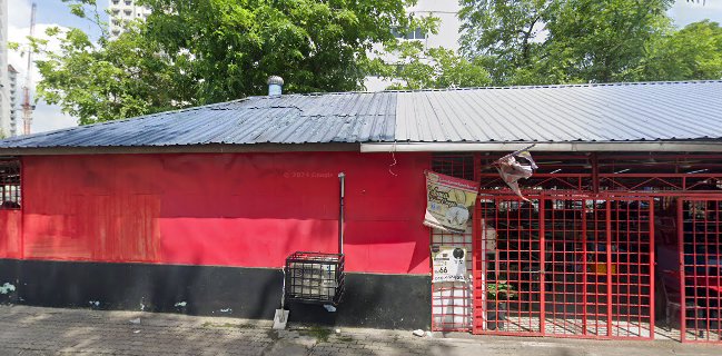 Kedai Makan Tepi Longkang