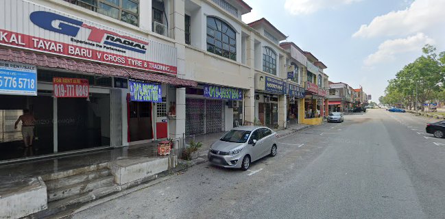 RESTORAN ALIF SURIA TOMYAM SEAFOOD - Gastronomi dan perhotelan