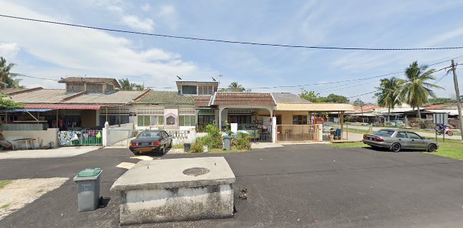 Opinii despre The Burger & Char Kuey Tiaw în Port Dickson - Gastronomi dan perhotelan