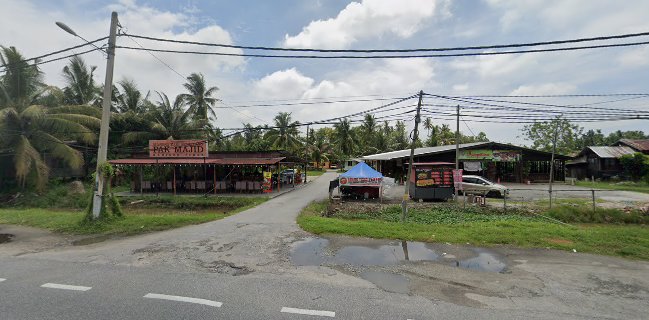 Pak Majid Kari Sembilang/ Warung Tiga Sempadan