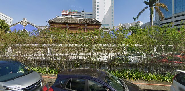 Mangga at the Blue Mansion