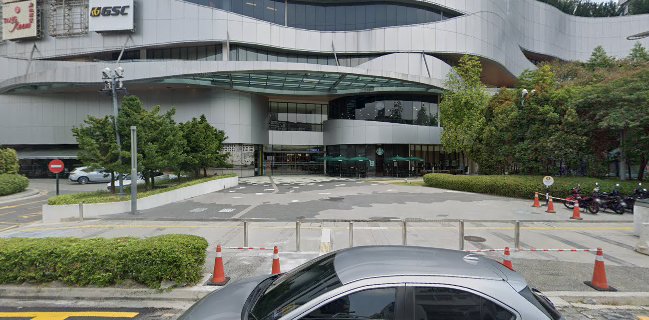 Madeleine Cafe & Patisserie