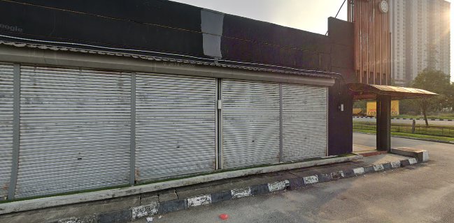 Sitiawan Strawberry Kafe