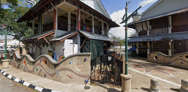 Larwoot Cafe ( Lumut, Perak )