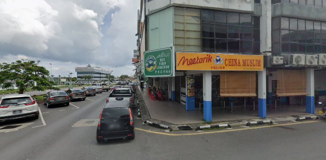 Opinii despre Tommy Hilburger în Miri - Gastronomi dan perhotelan